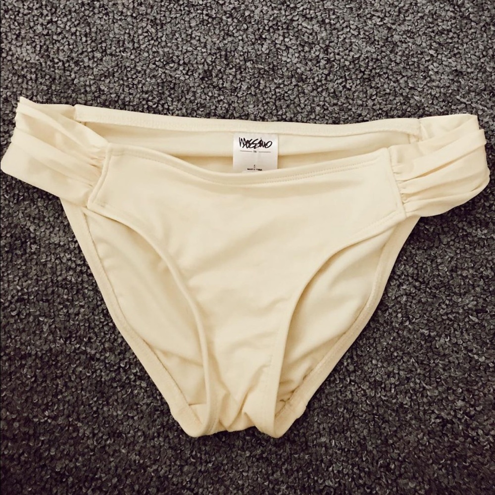 bikini bottoms